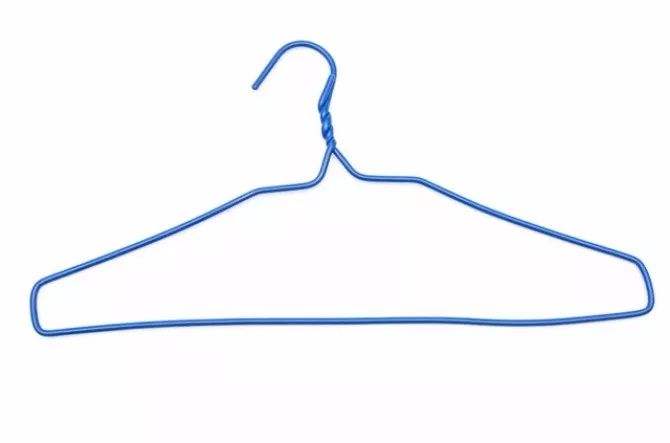 实木挂衣架—挂衣服好处多多,永不变形的实木衣架【华恩】